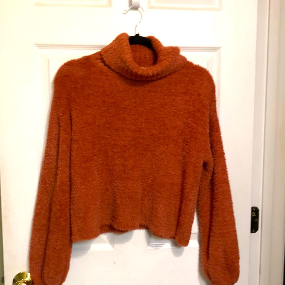 Like new Rust Orange Soft Cowl-neck Sweater Small